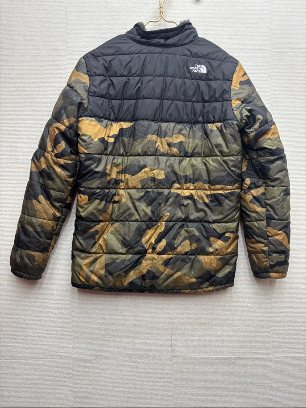 The North Face | XL Camouflage Insulated Puffer Jacket - reversible green - Picture 4 of 8